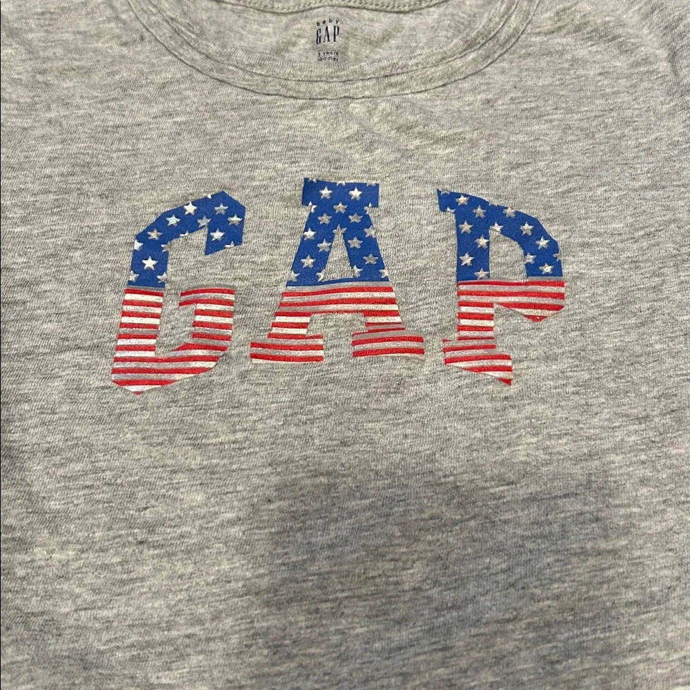 GAP Girls Gray Tee with Blue and Red Stars and Stripes 🇺🇸 Size 3